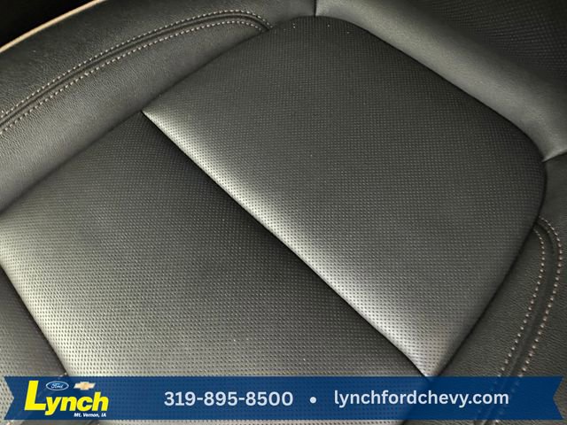 Used 2024 Chevrolet Blazer Premier w/ Enhanced Convenience Package image 9