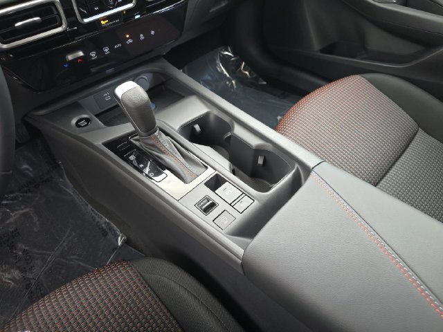 New 2027 Nissan Sentra SR w/ SR Premium Package FWD image 34
