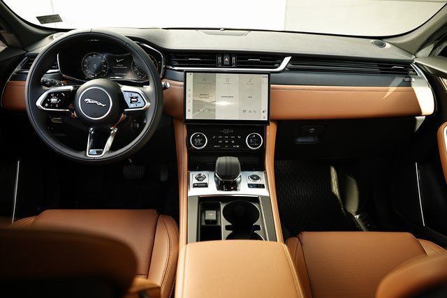 New 2026 Jaguar F-PACE R-Dynamic S image 33