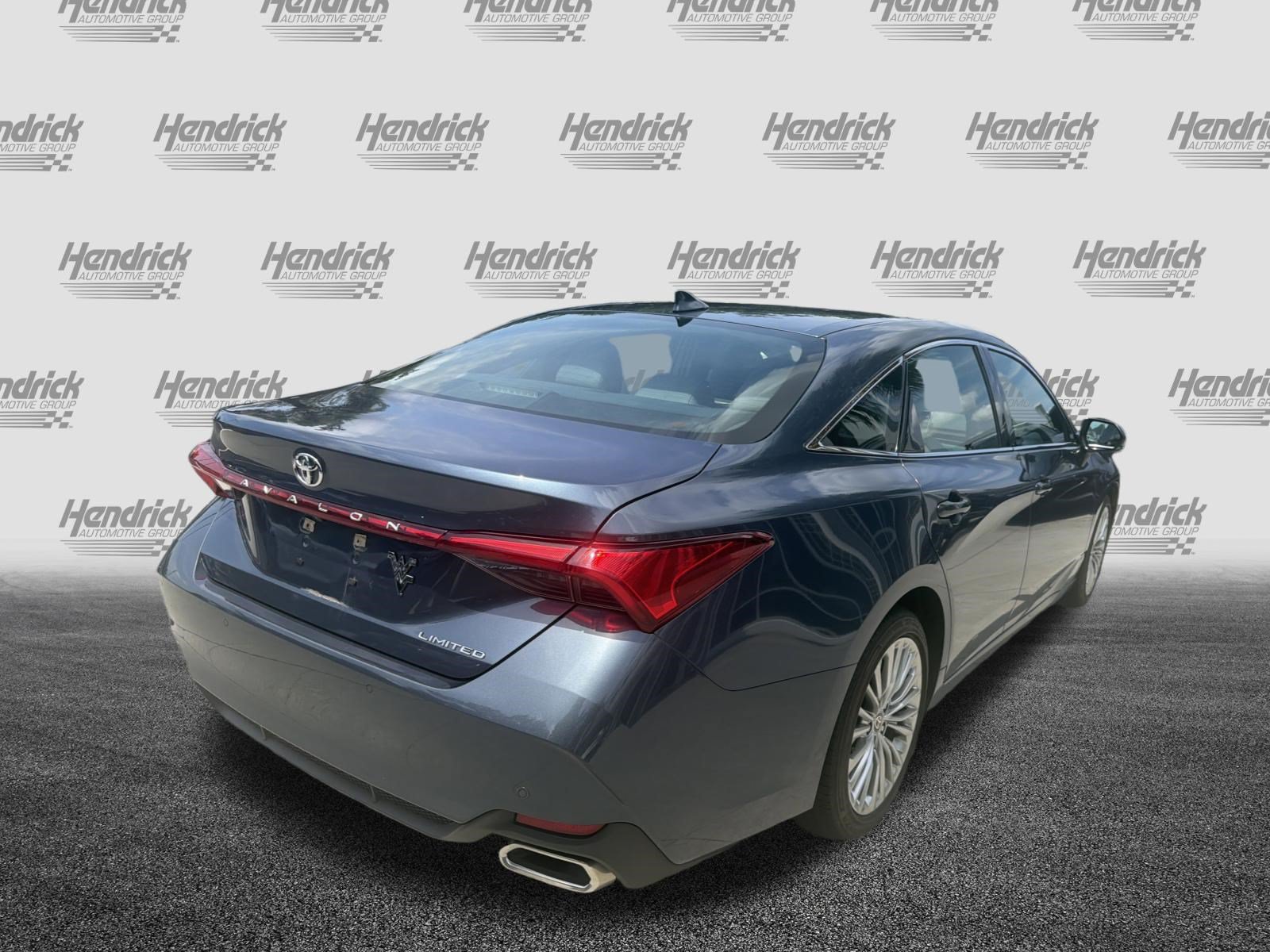 Used 2020 Toyota Avalon Limited w/ Advanced Safety Package FWD image 10