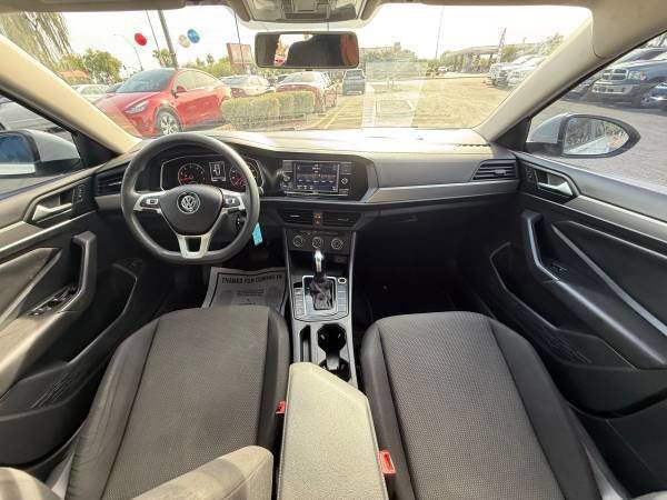 Used 2019 Volkswagen Jetta S w/ Driver Assistance Package FWD image 21