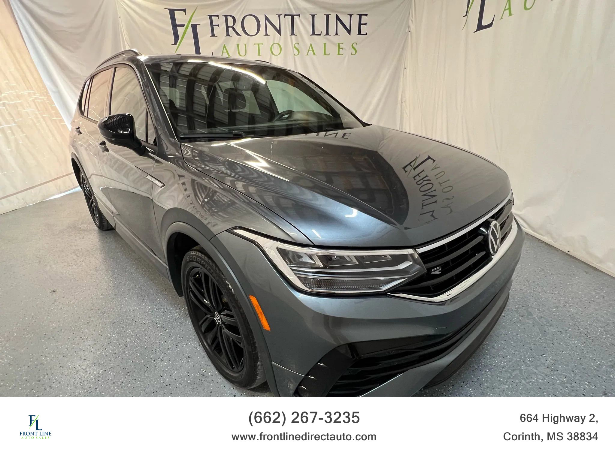 Used 2022 Volkswagen Tiguan SE R-Line image 1