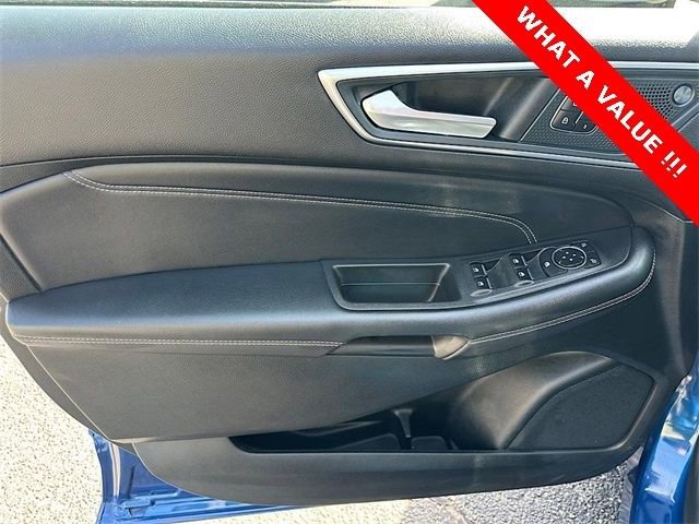 Used 2024 Ford Edge Titanium image 13