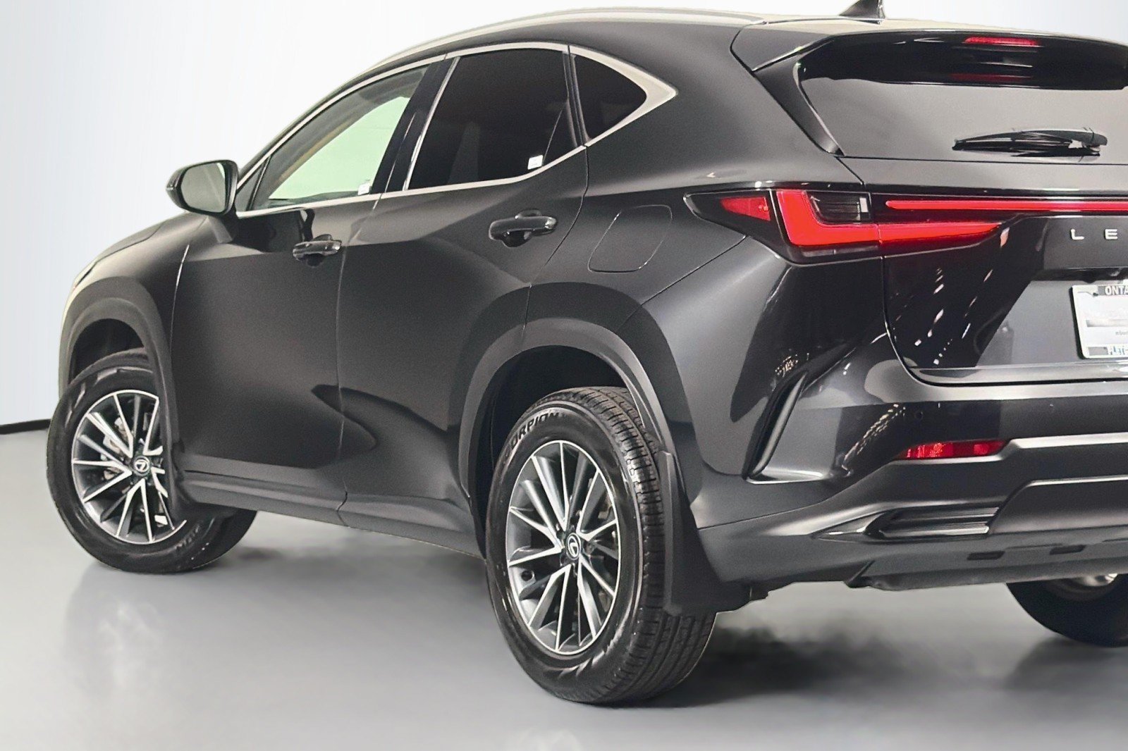 Used 2025 Lexus NX 350h AWD w/ Cold Area Package image 15