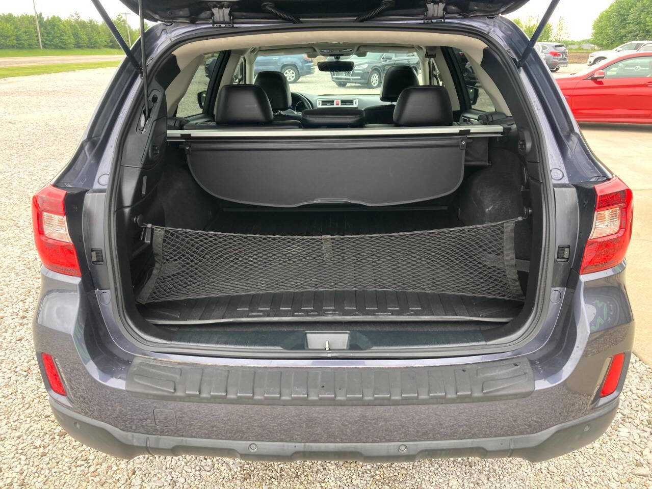Used 2017 Subaru Outback 2.5i Limited AWD/4WD image 16