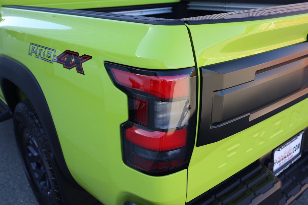 New 2026 Nissan Frontier PRO-4X w/ Pro-4x Convenience Package image 7