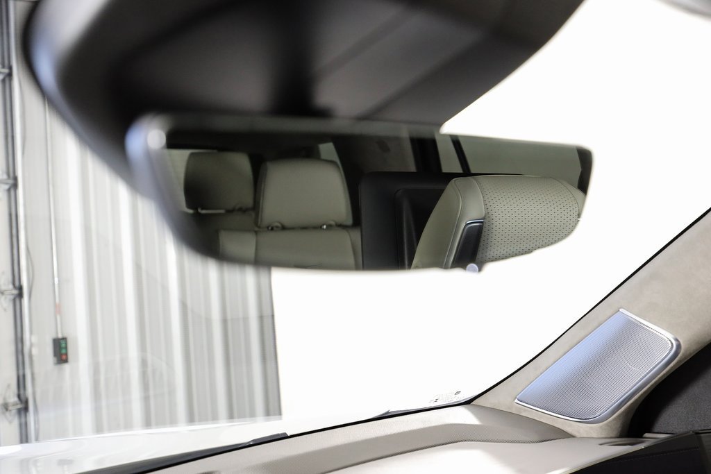 Used 2025 Cadillac Escalade Sport Platinum w/ LPO, ONYX Package image 30