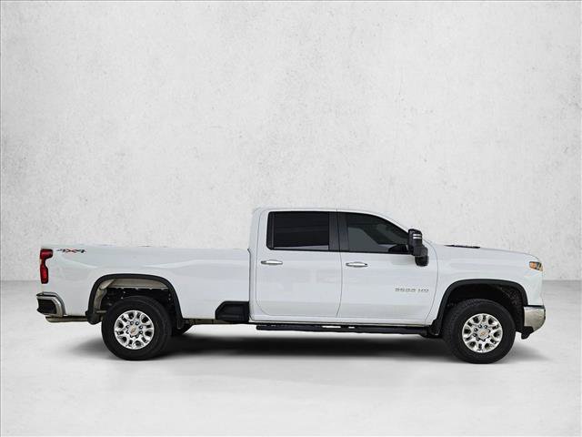 Used 2024 Chevrolet Silverado 3500 LT w/ Convenience Package AWD/4WD image 4