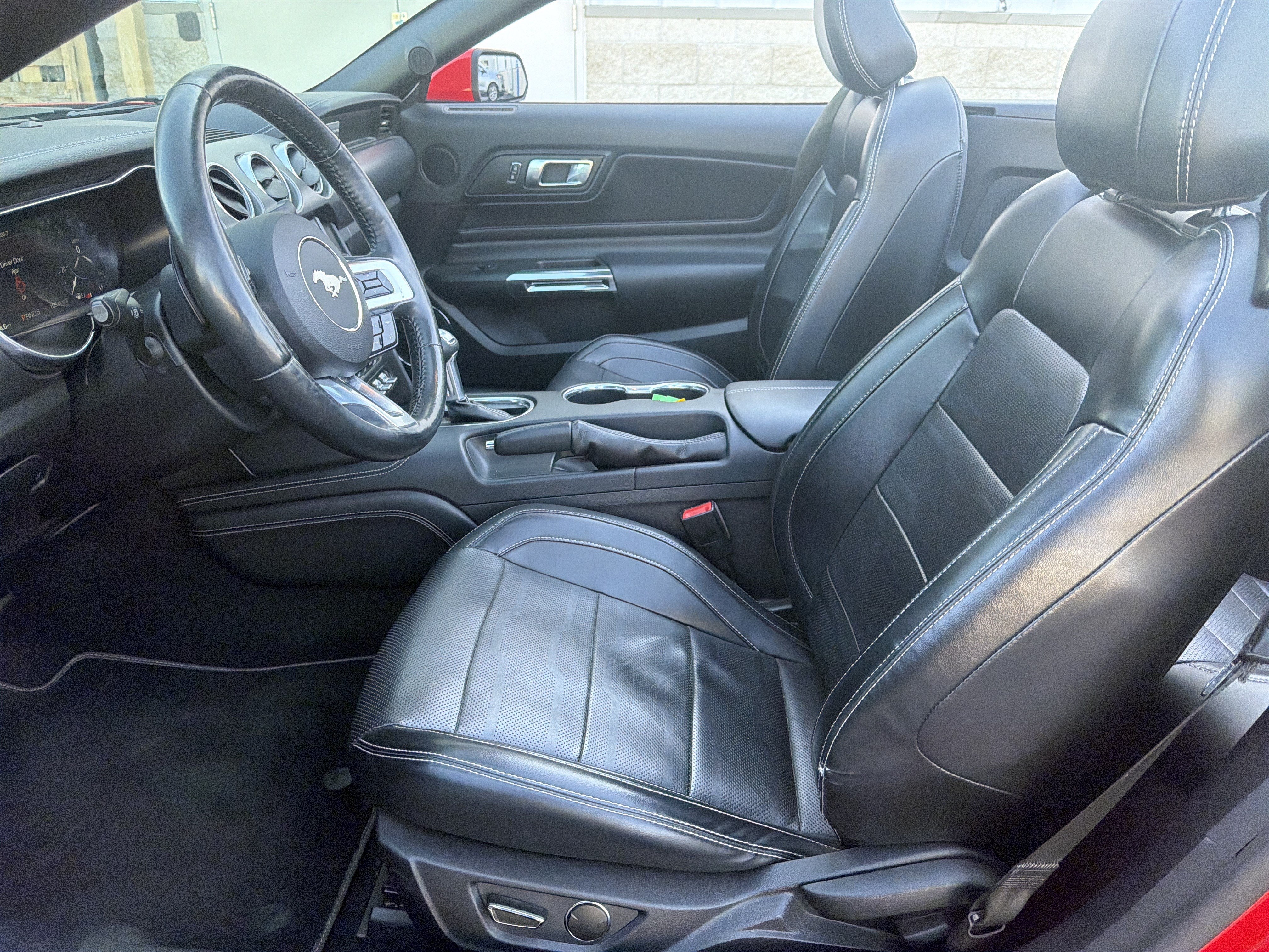 Used 2019 Ford Mustang Premium w/ Equipment Group 201A RWD image 34