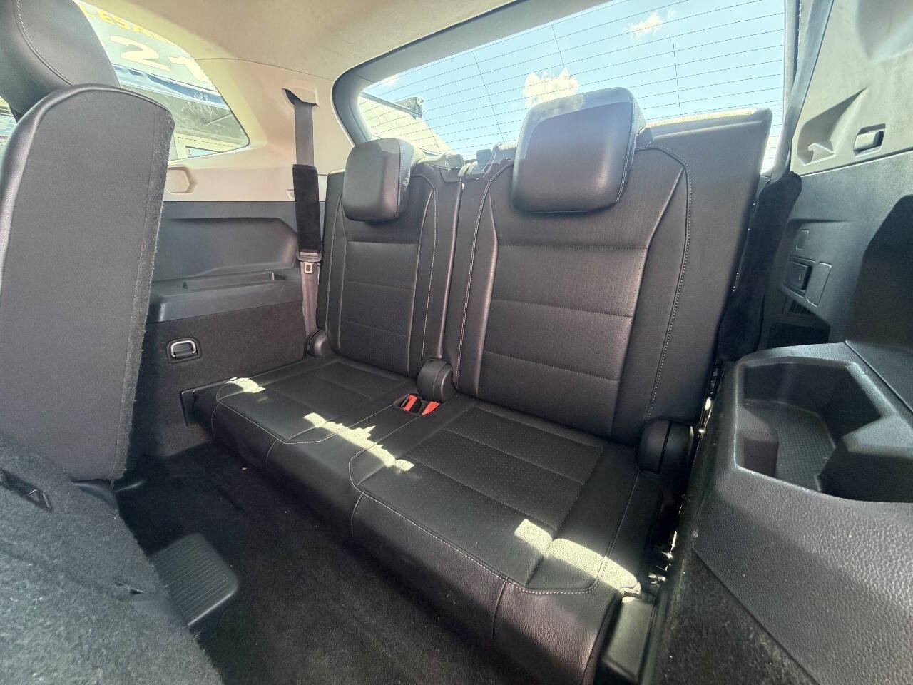 Used 2020 Volkswagen Tiguan SE FWD image 21
