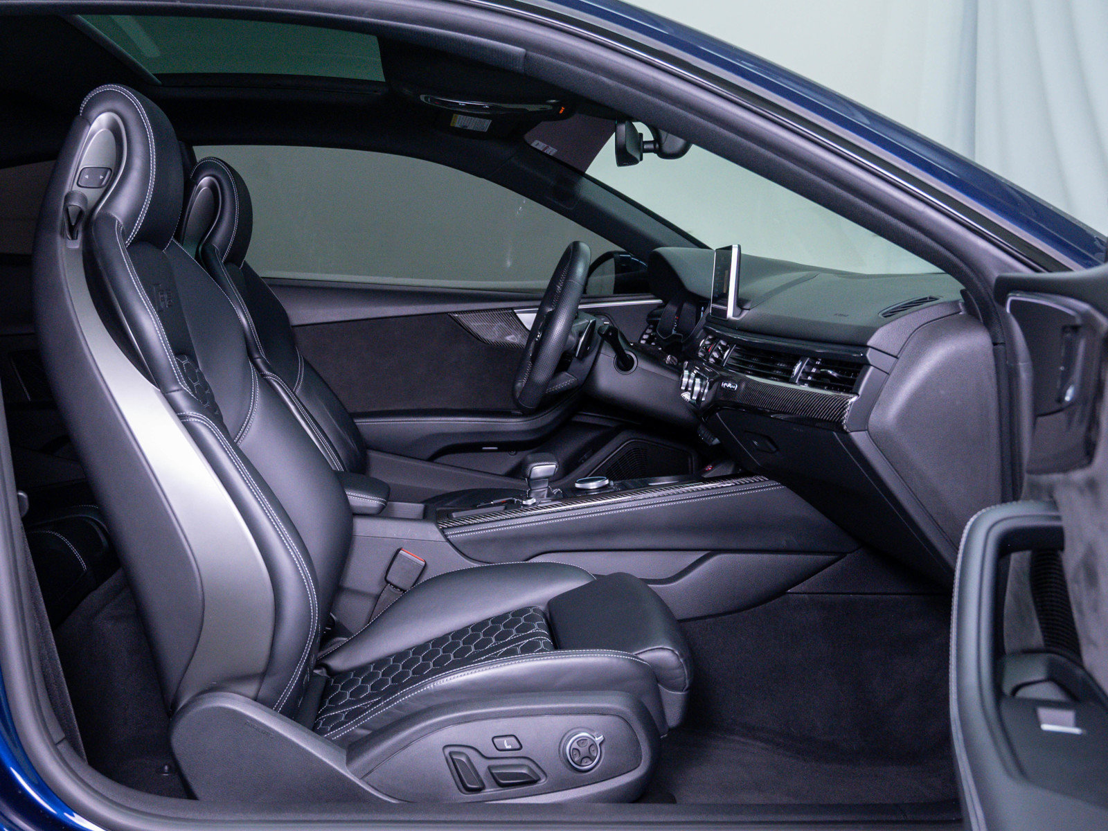 Used 2018 Audi RS 5 AWD/4WD image 10