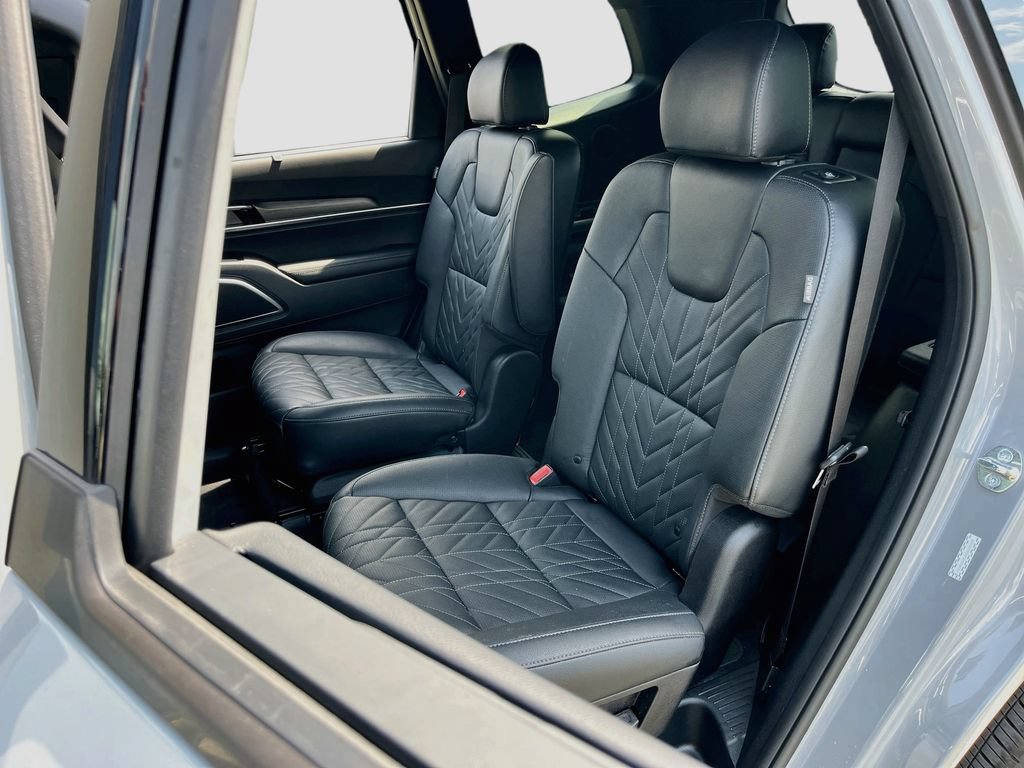 Used 2025 Kia Telluride SX X-Line AWD/4WD image 26