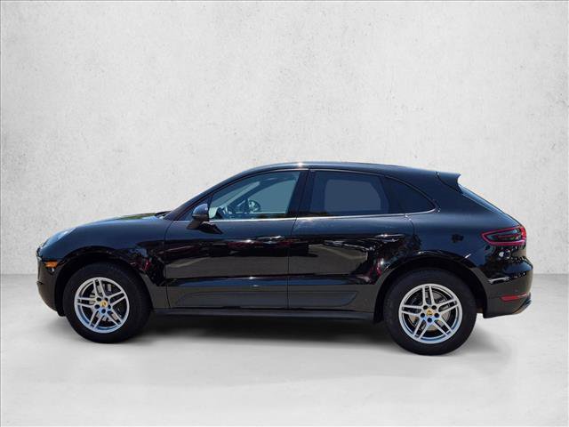 Used 2018 Porsche Macan AWD/4WD image 9
