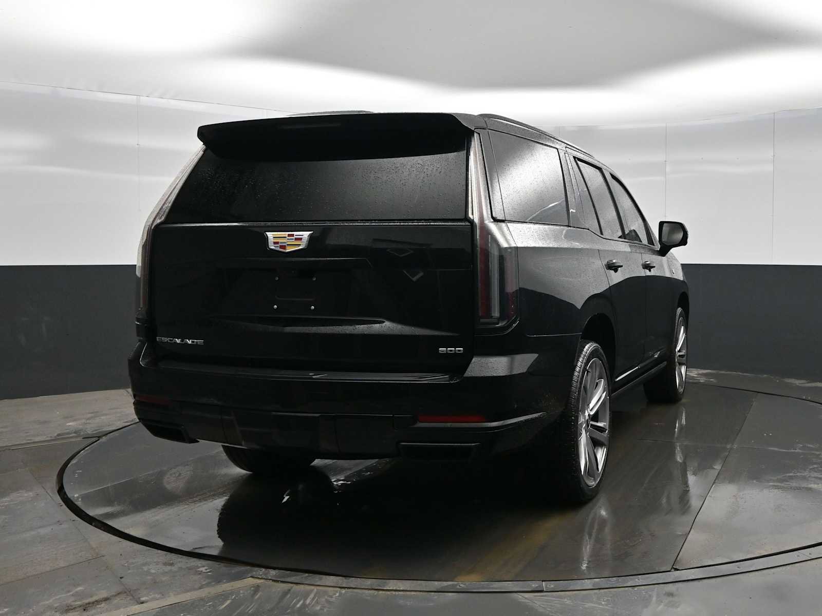 Used 2025 Cadillac Escalade Sport w/ Touring Package image 7