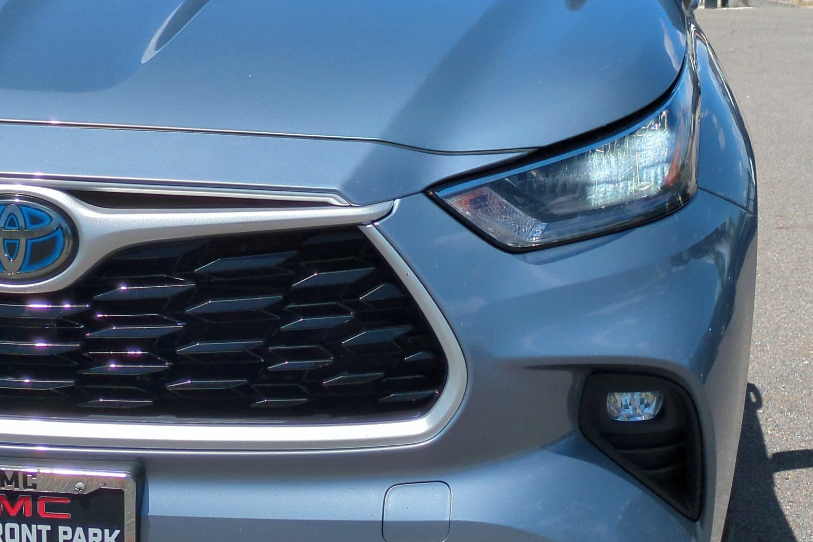 Used 2020 Toyota Highlander XLE AWD/4WD image 51