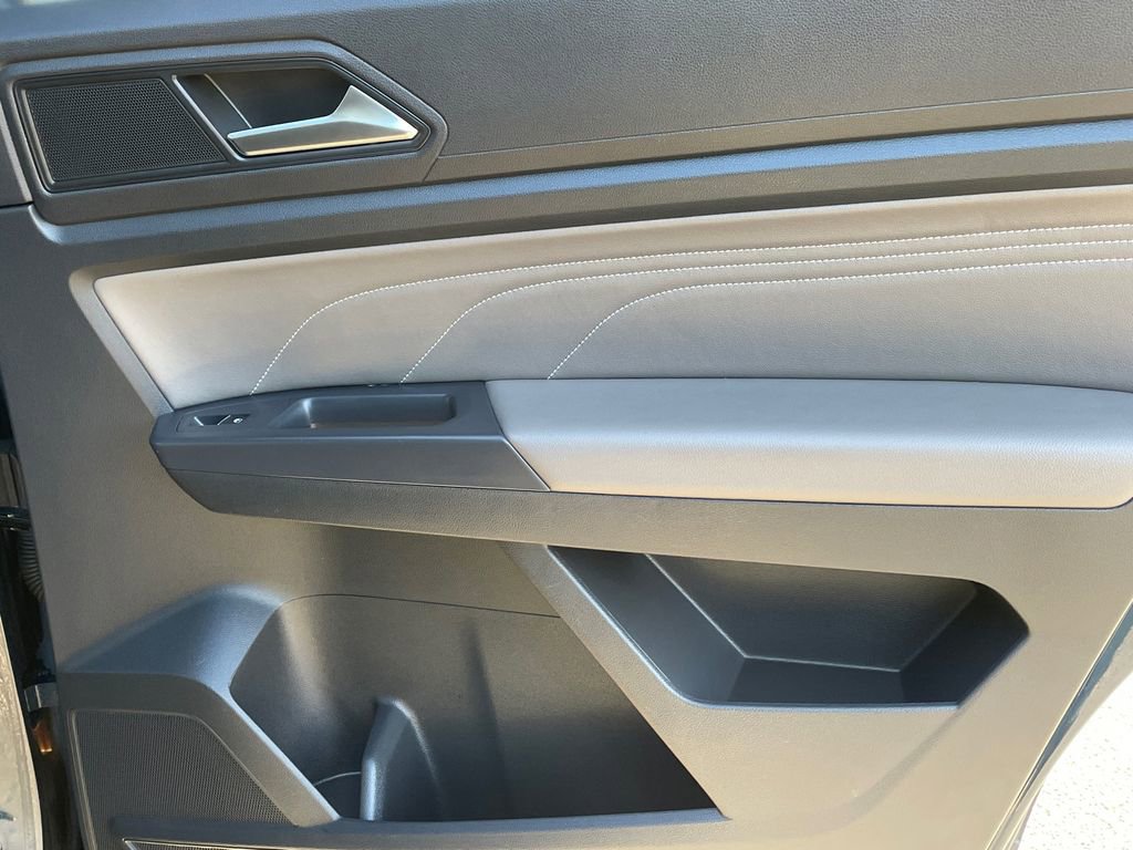 Used 2021 Volkswagen Atlas SE image 15