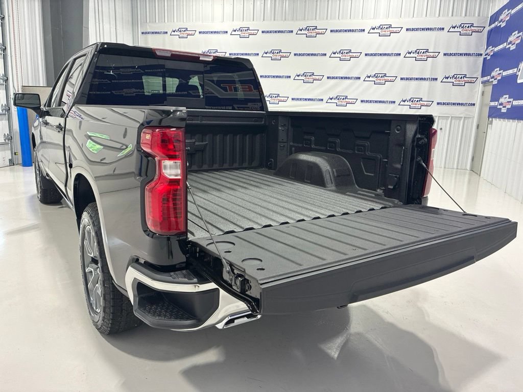 New 2026 Chevrolet Silverado 1500 LT AWD/4WD image 7