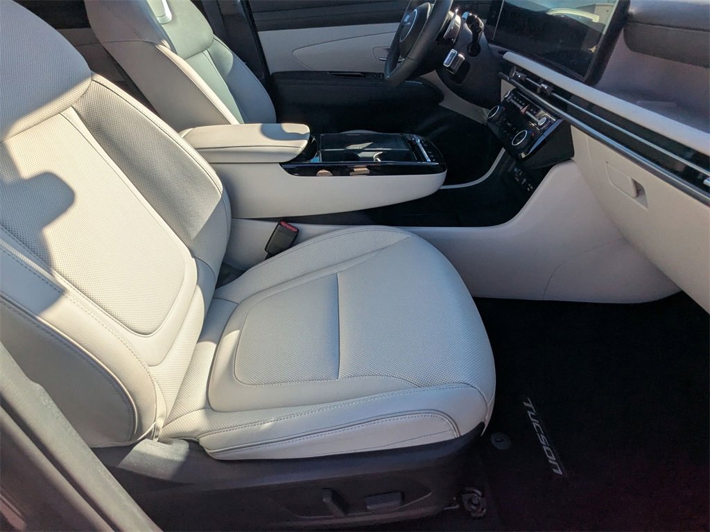 Certified 2025 Hyundai Tucson Limited image 20
