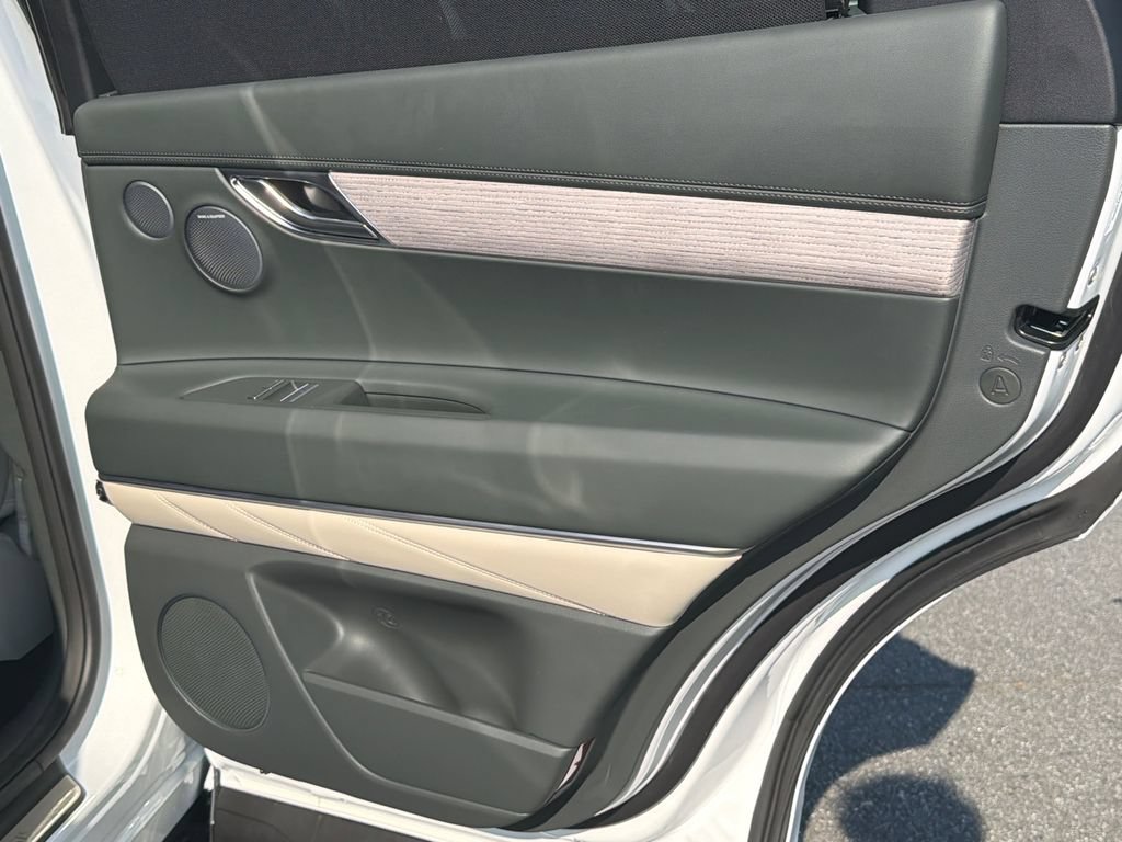 New 2027 Genesis GV80 3.5T Prestige AWD/4WD image 18