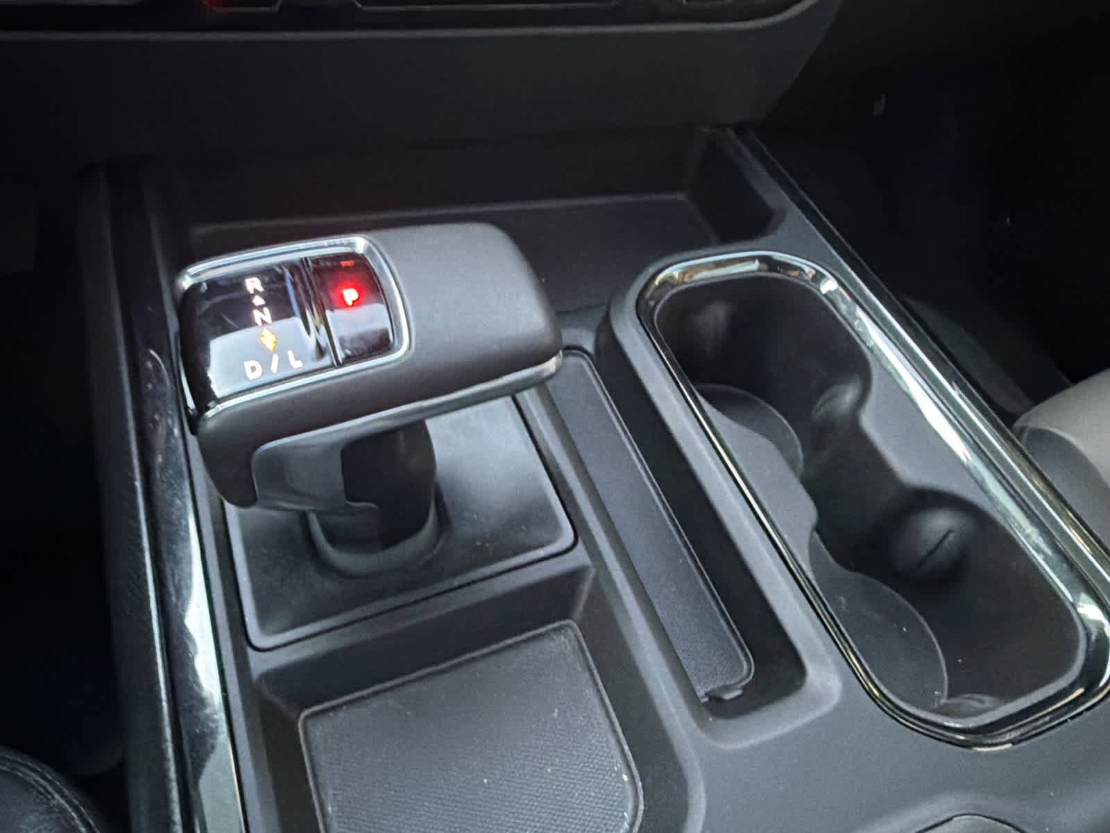 Used 2022 Chevrolet Silverado 1500 ZR2 w/ Technology Package image 30