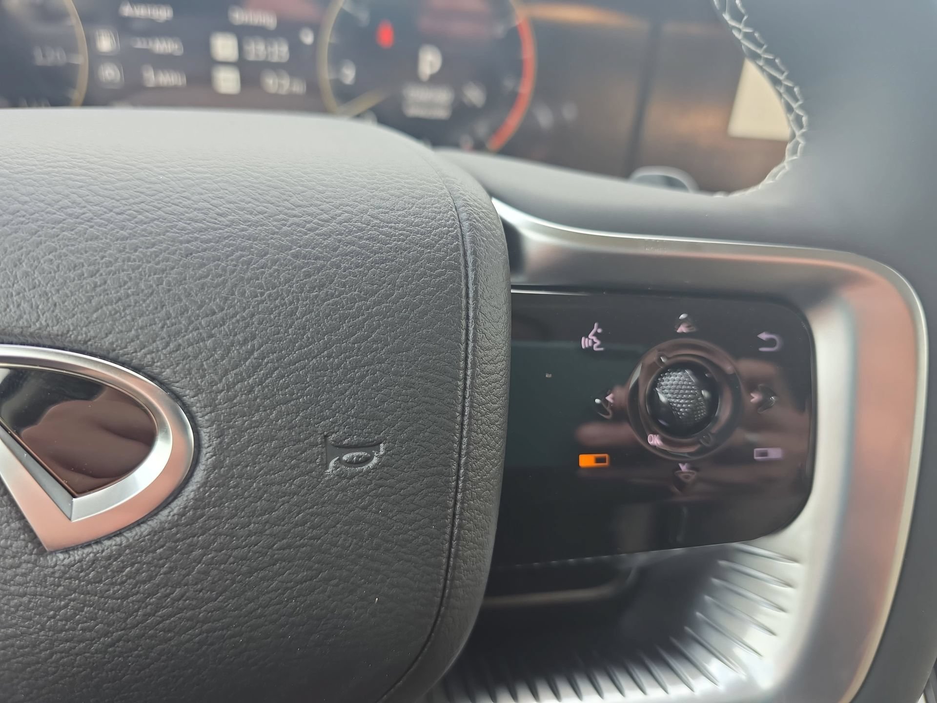 New 2026 INFINITI QX80 Pure w/ Cargo Package RWD image 18