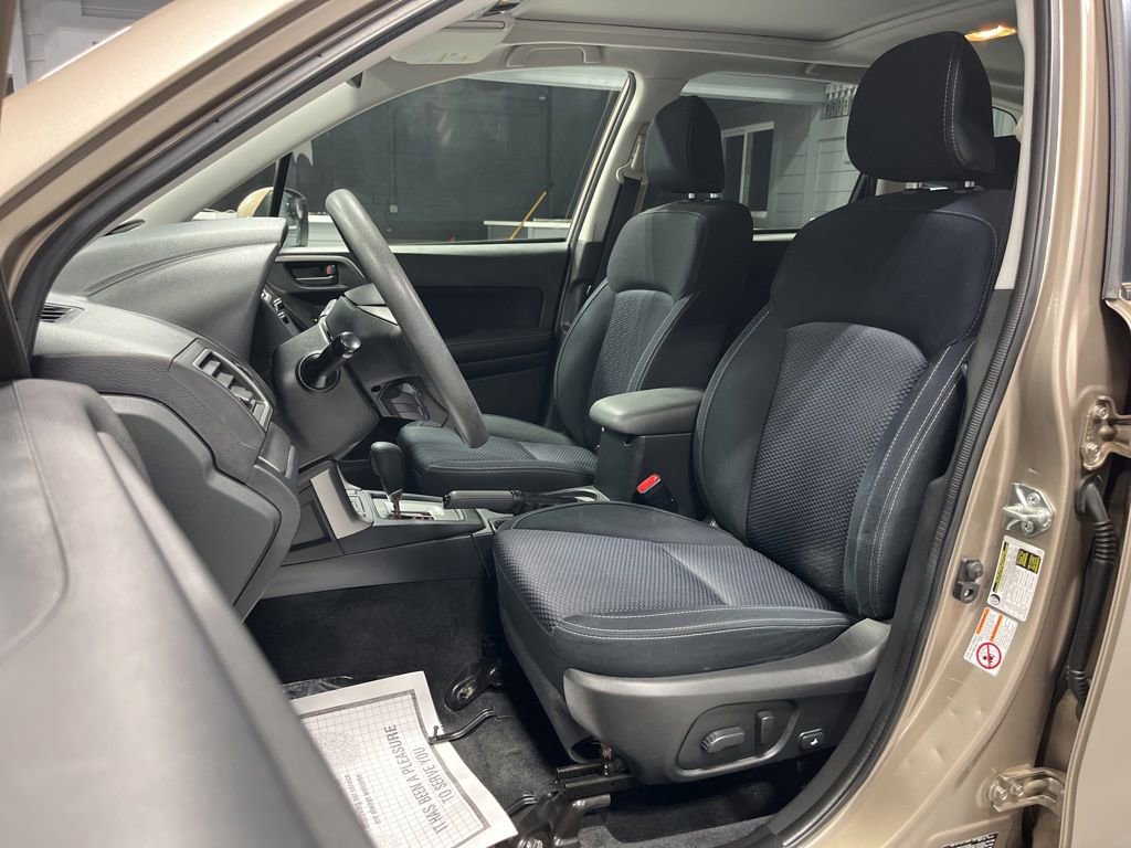 Used 2016 Subaru Forester 2.5i Premium w/ All-Weather Package AWD/4WD image 13