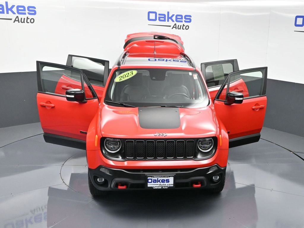 Used 2023 Jeep Renegade Trailhawk w/ Sun/Sound Group image 56
