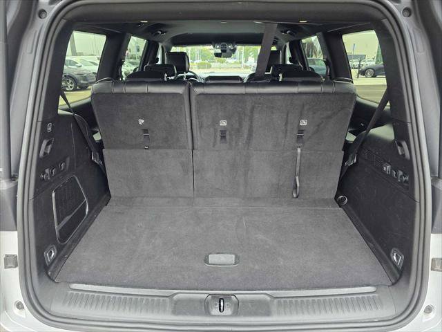 Used 2024 Jeep Wagoneer Series II AWD/4WD image 13
