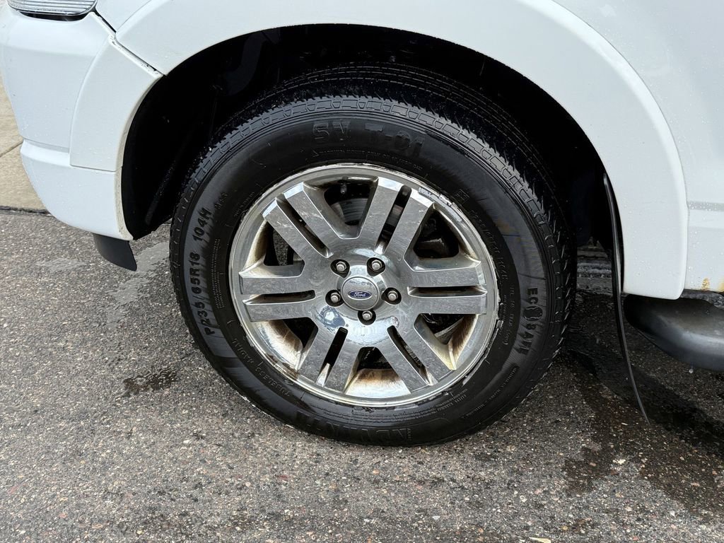 Used 2007 Ford Explorer Sport Trac Limited image 7