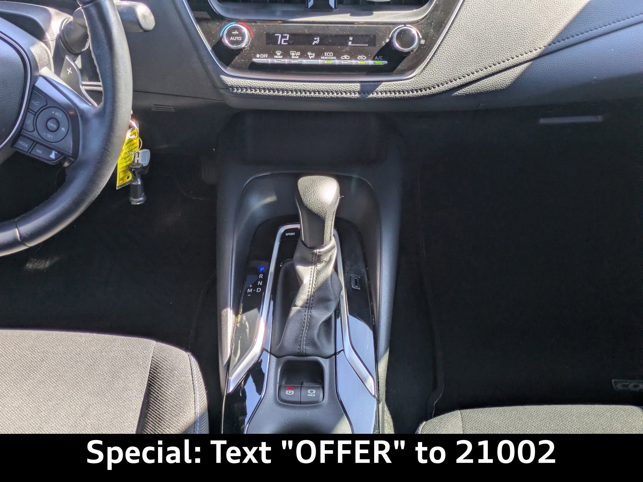 Used 2022 Toyota Corolla SE image 18