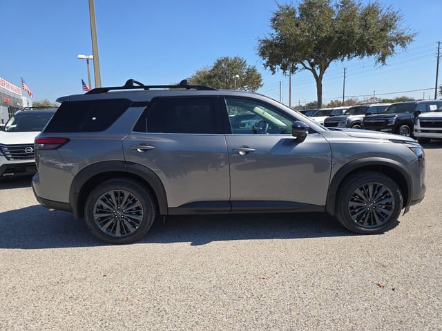 New 2026 Nissan Pathfinder SL w/ SL Premium Package image 9