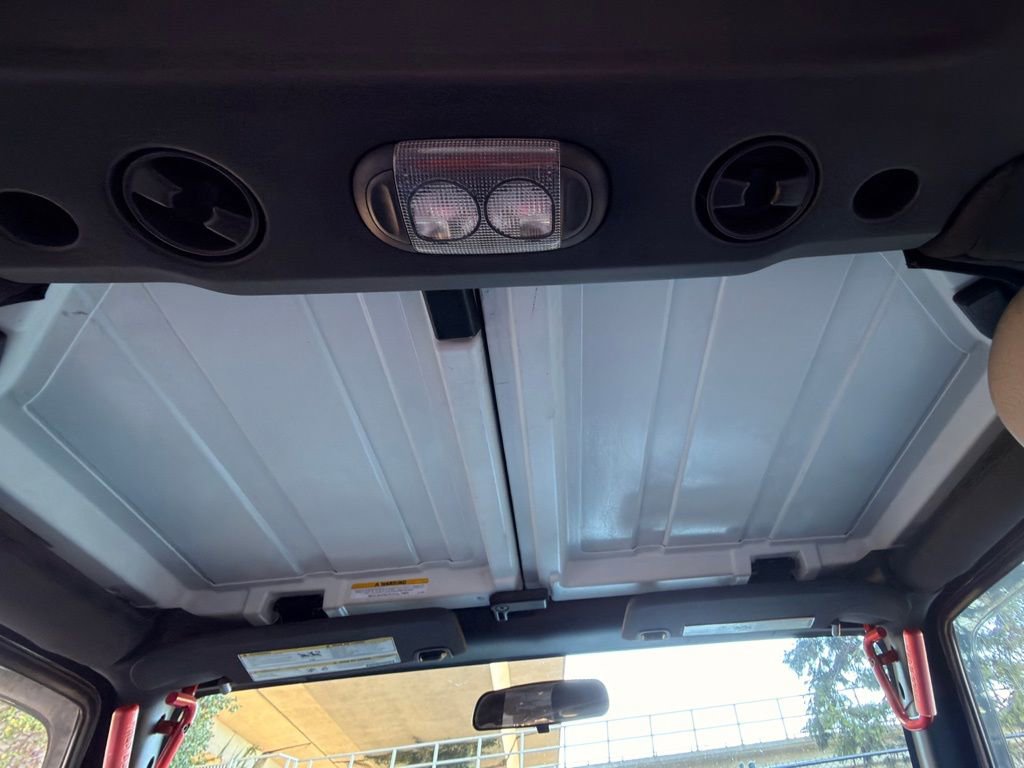 Used 2010 Jeep Wrangler Unlimited Islander image 44