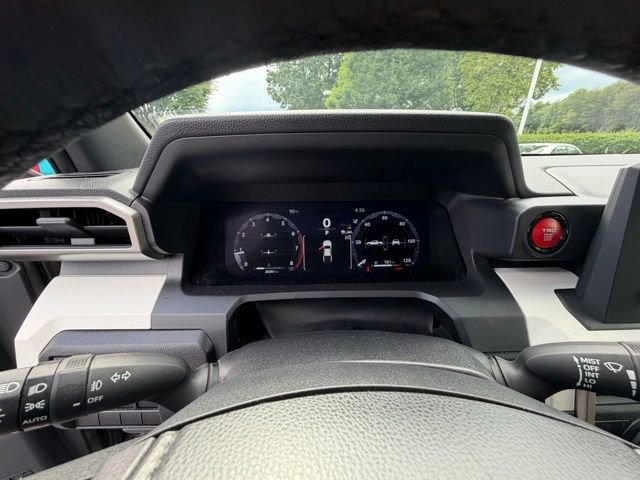 Used 2024 Toyota Tacoma TRD Sport AWD/4WD image 11