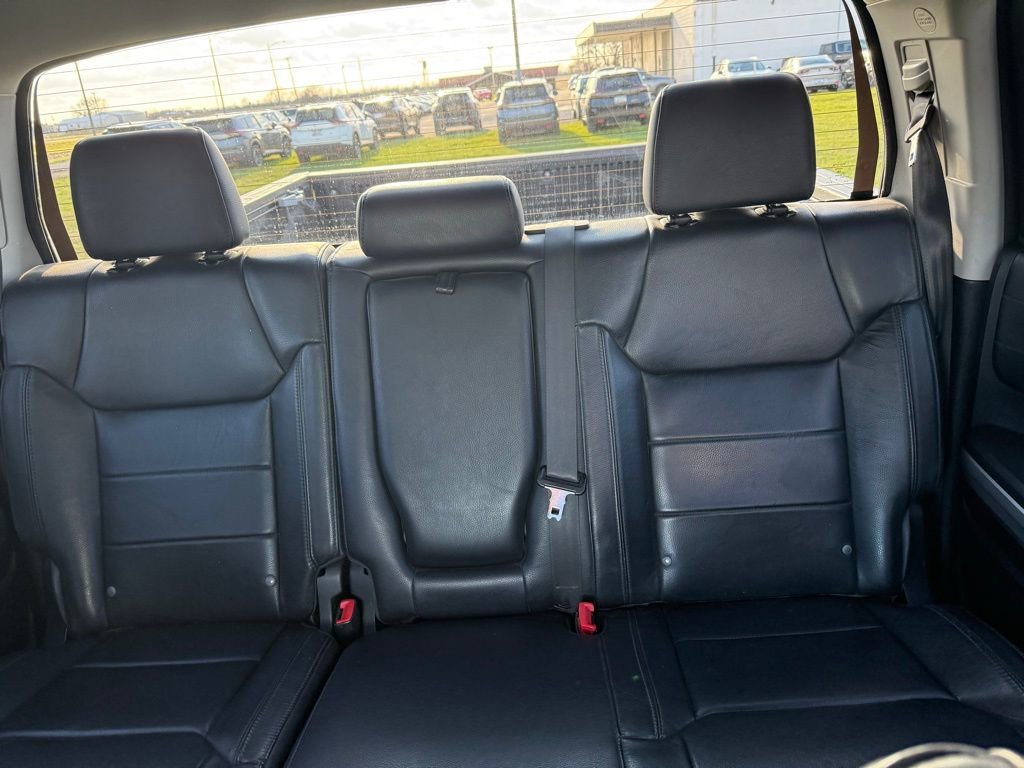 Used 2014 Toyota Tundra Limited w/ Limited Premium Package image 10