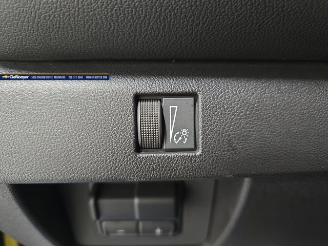 Used 2023 Chevrolet Colorado LT w/ LT Convenience Package III image 24