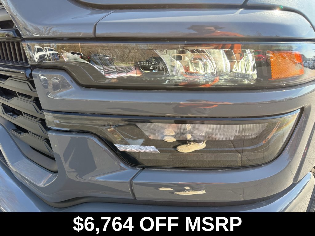 New 2026 RAM 3500 Big Horn AWD/4WD image 22