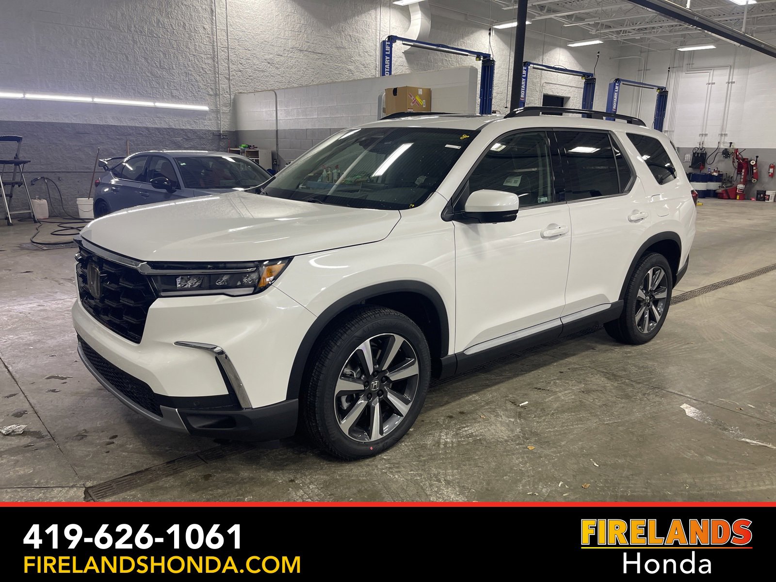 New 2025 Honda Pilot Elite