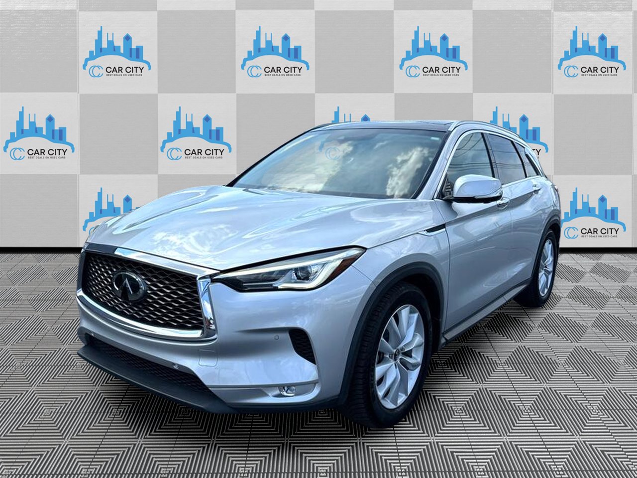 Used 2019 INFINITI QX50 Essential w/ Premium Heat Package