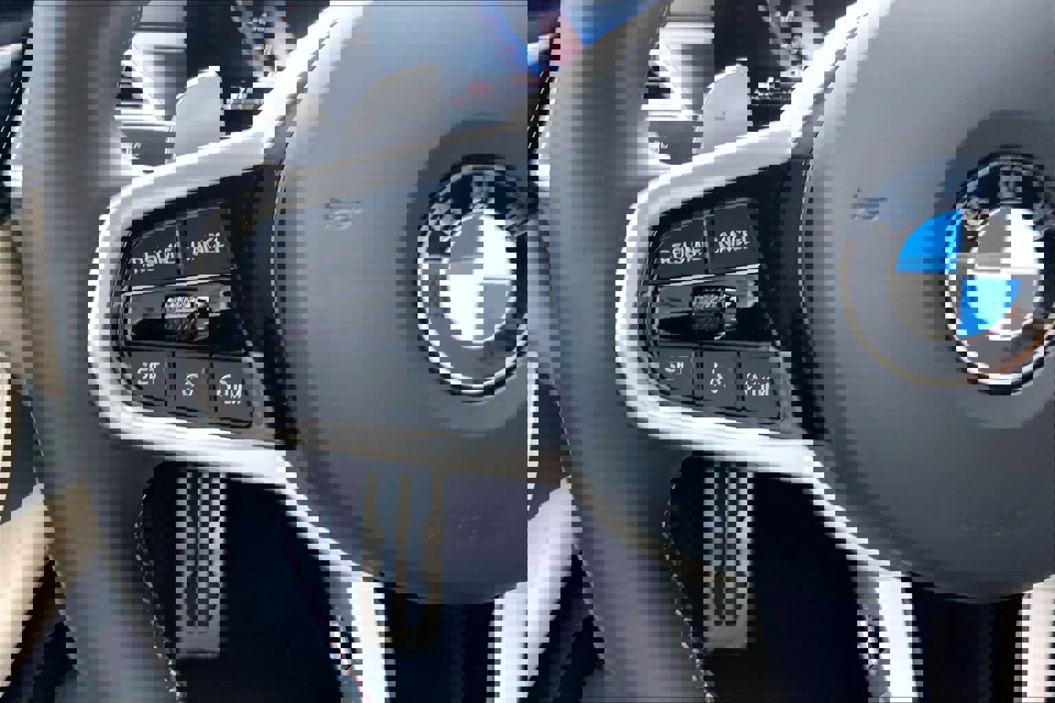 Certified 2025 BMW M440i Coupe w/ Premium Package image 16