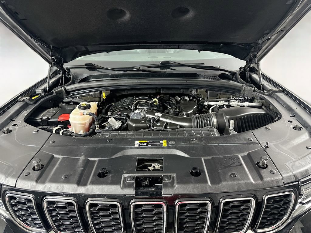 Used 2021 Jeep Grand Cherokee L Limited image 31