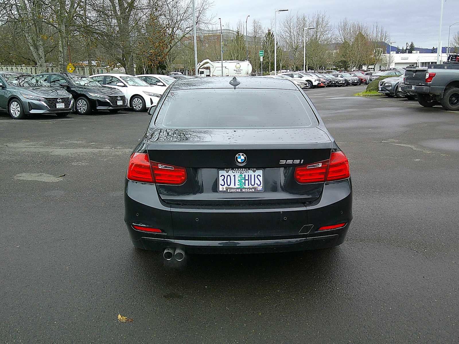 Used 2012 BMW 328i Sedan image 4
