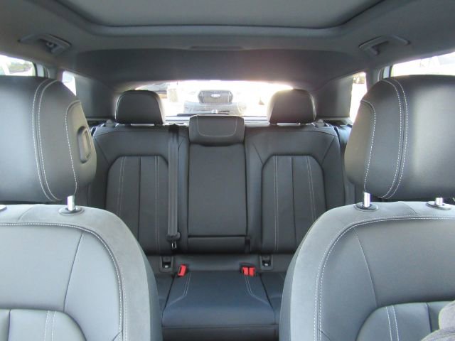 Used 2022 Audi Q4 e-tron Premium Plus image 37