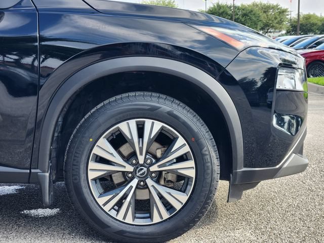 Used 2023 Nissan Rogue SV FWD image 8