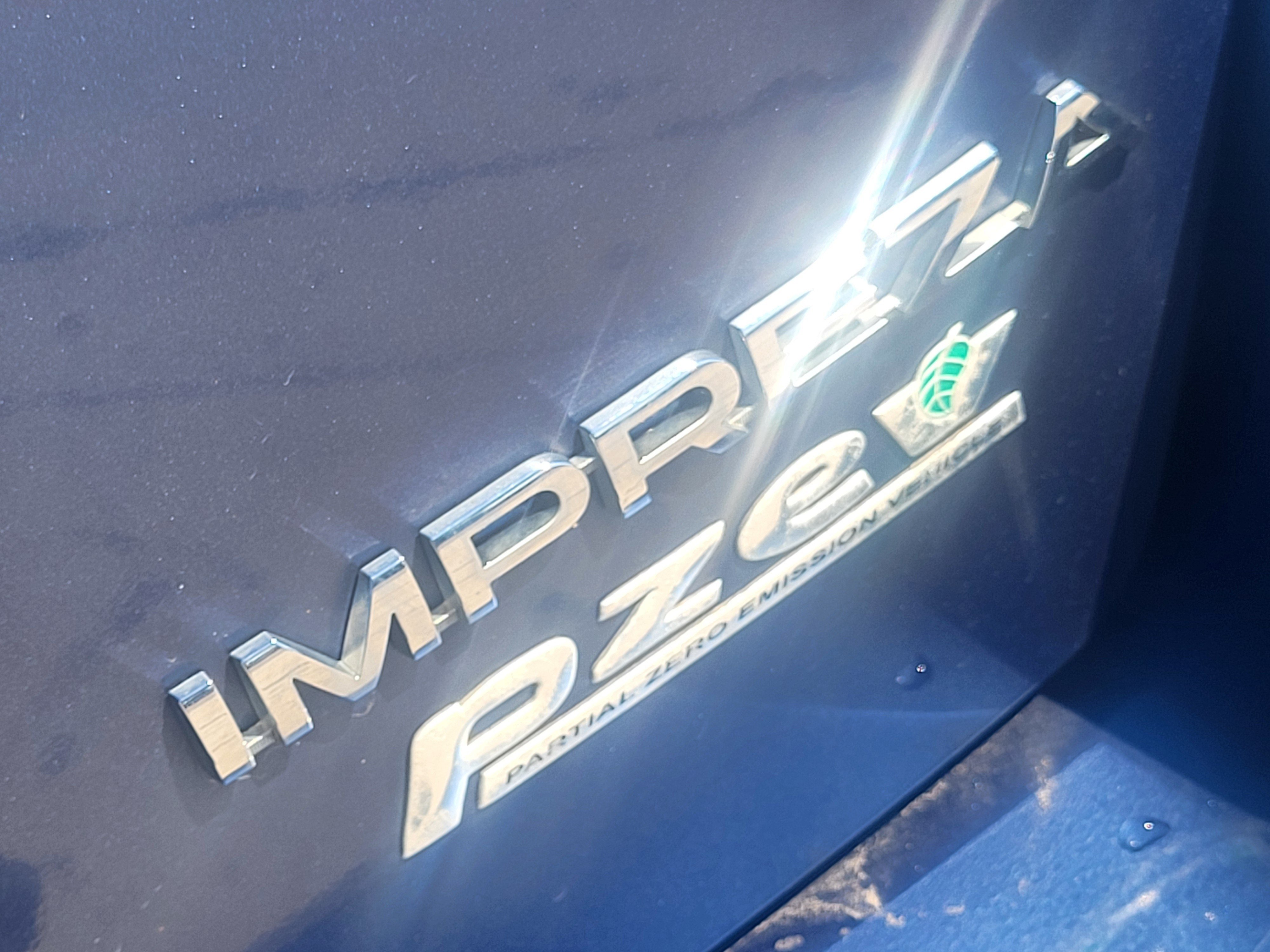 Used 2012 Subaru Impreza 2.0i Premium AWD/4WD image 9