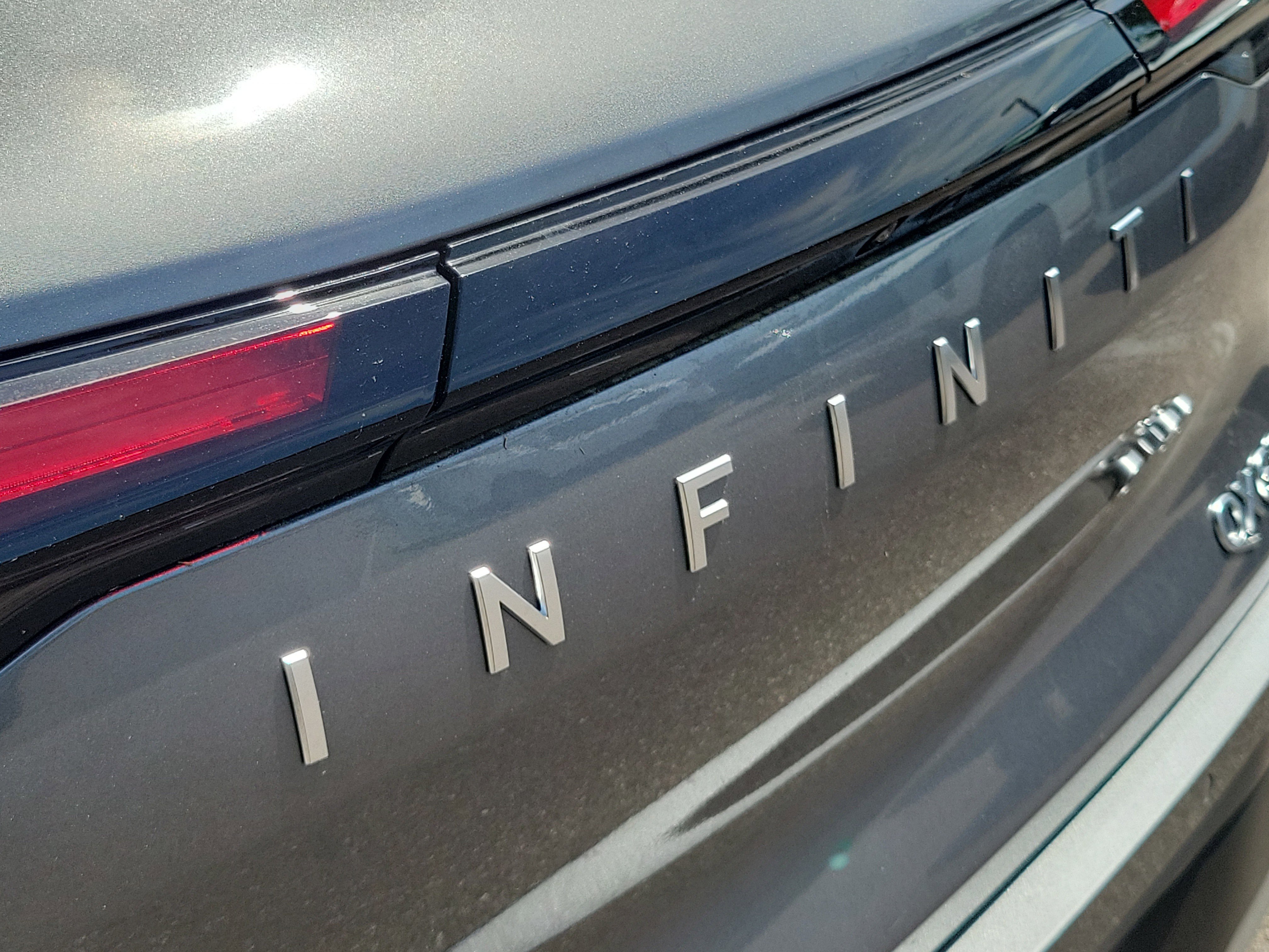 Used 2026 INFINITI QX60 Pure w/ Cargo Package image 6