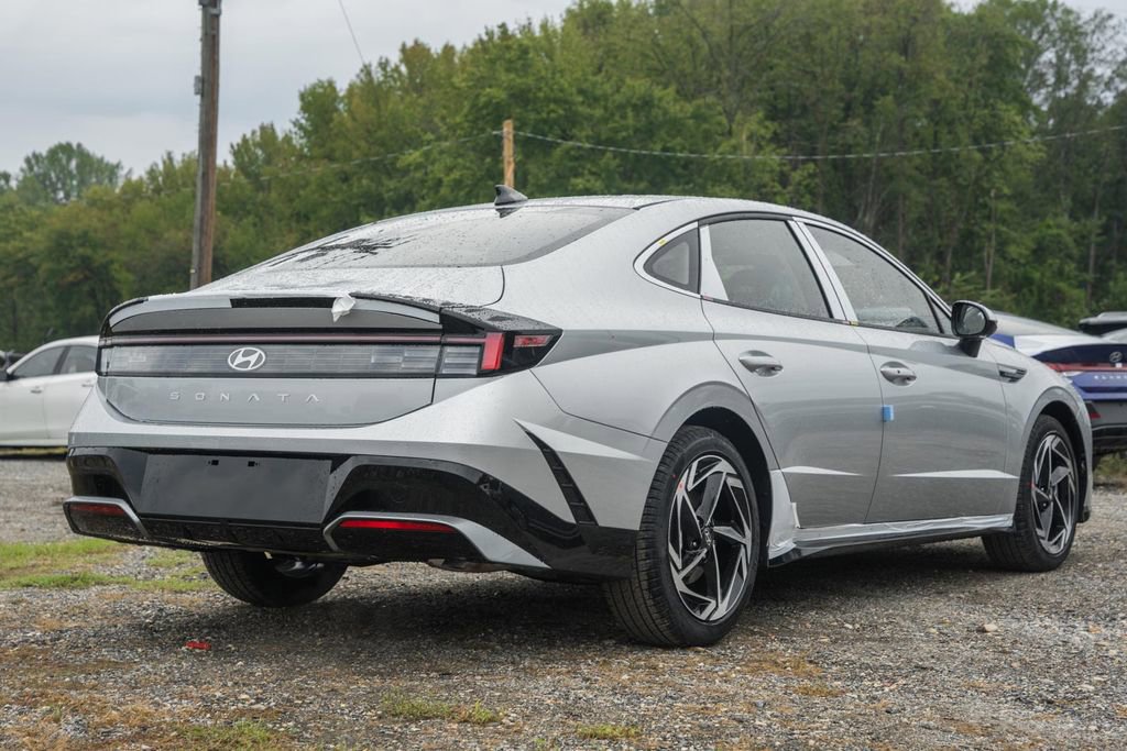 New 2026 Hyundai Sonata SEL FWD image 4
