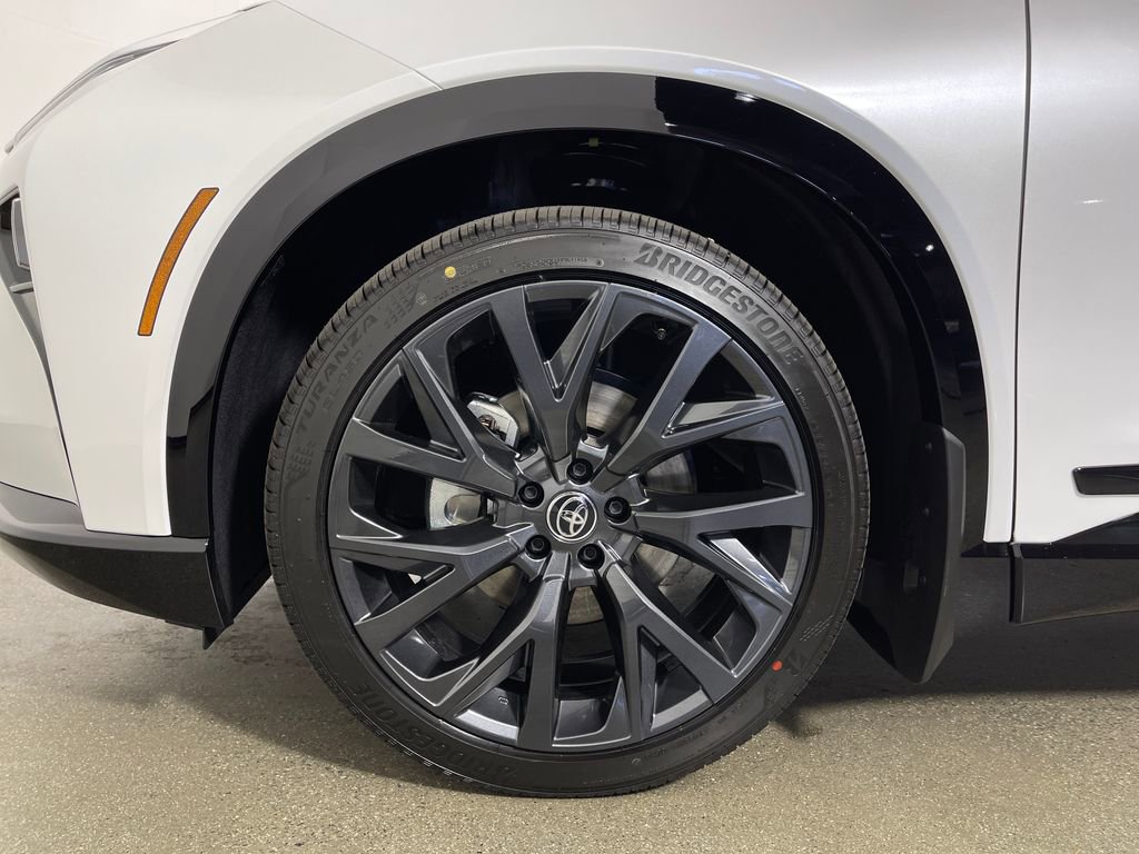 New 2026 Toyota Crown Signia AWD/4WD image 11