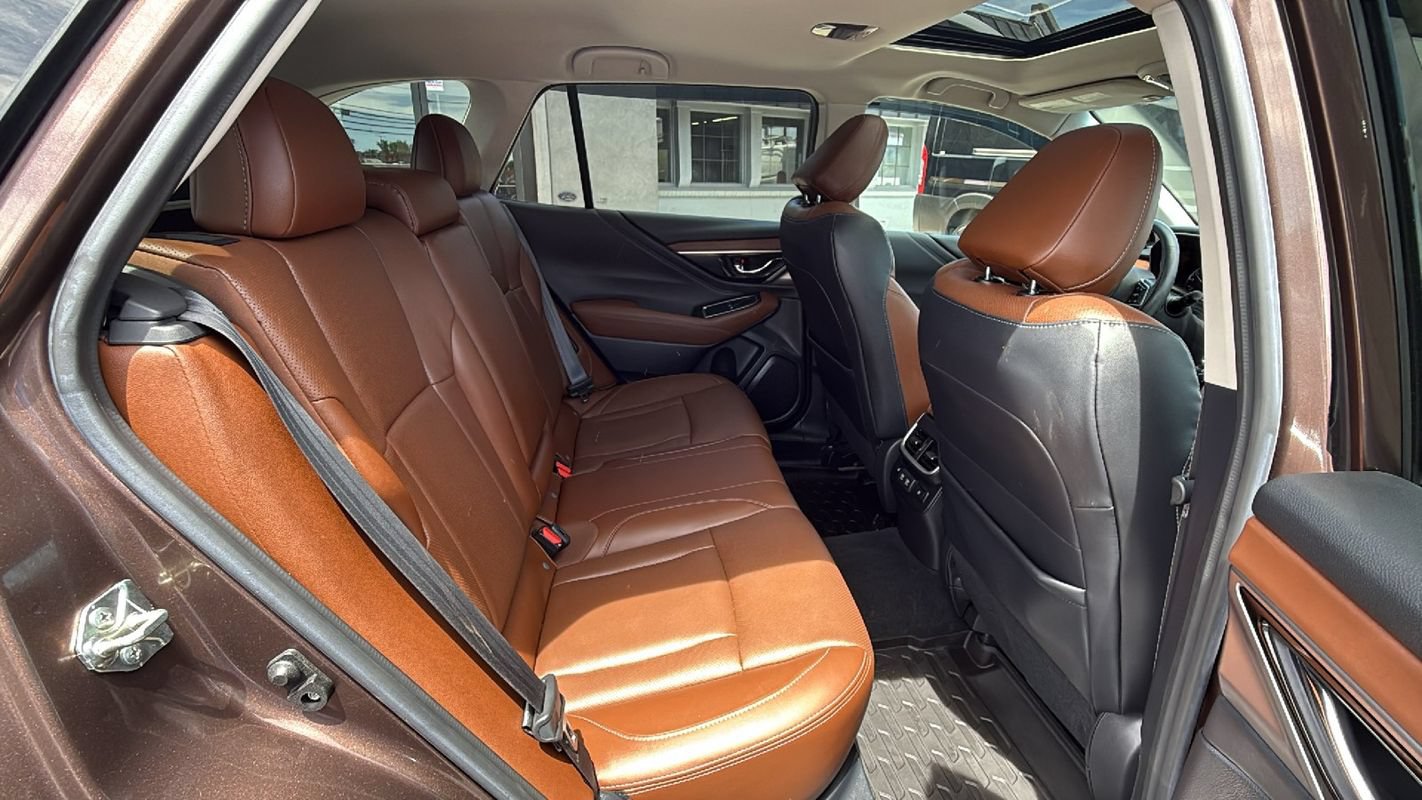 Used 2020 Subaru Outback Touring XT AWD/4WD image 15