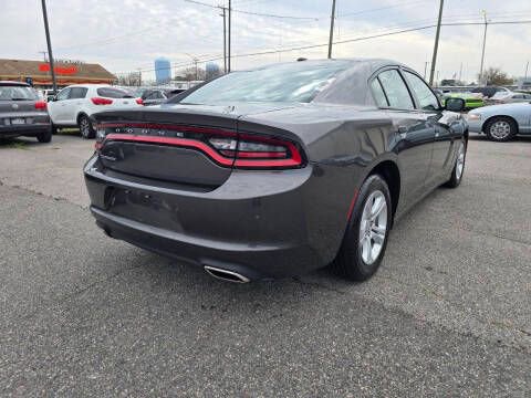 Used 2022 Dodge Charger SXT image 5