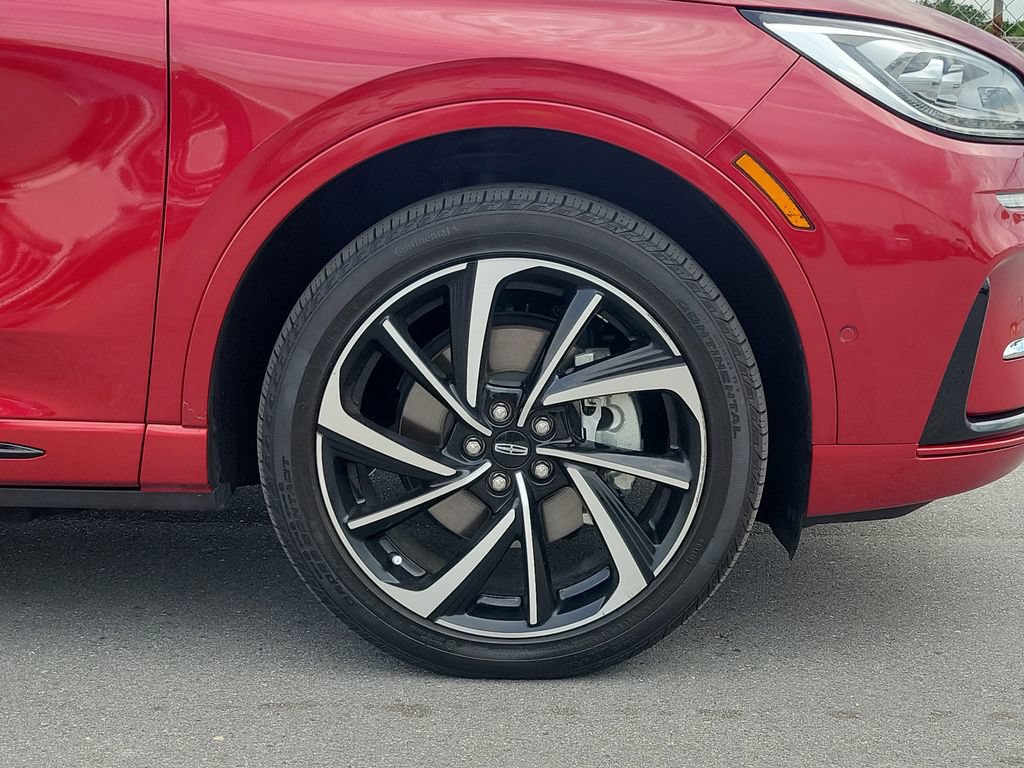 Certified 2023 Lincoln Corsair Grand Touring w/ Equipment Group 302A AWD/4WD image 5